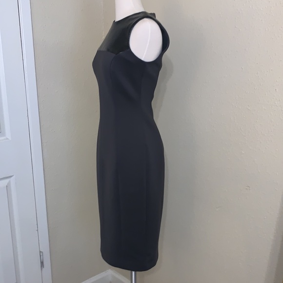 CALVIN KLIEN BLACK SLEEVELESS MIDI CAREER DRESS - Picture 4 of 6
